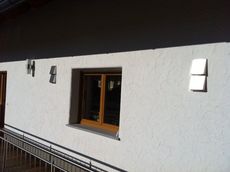 Fassadenabschluss außen Edelstahl